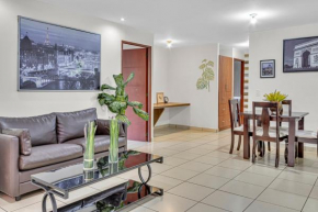 San Salvador Mountain & City Views Apartment